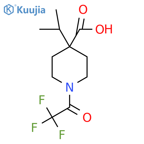 4-(Propan-2-yl)-1-(2,2,2-trifluoroacetyl)piperidine-4-carboxylic acid structure