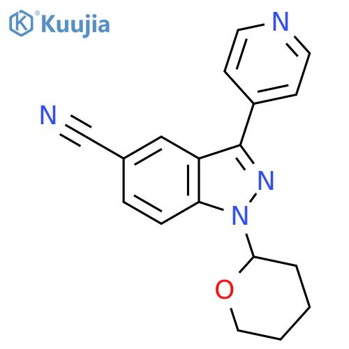 1H-Indazole-5-carbonitrile, 3-(4-pyridinyl)-1-(tetrahydro-2H-pyran-2-yl)- structure