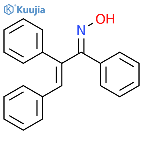 2-Propen-1-one,1,2,3-triphenyl-, oxime structure