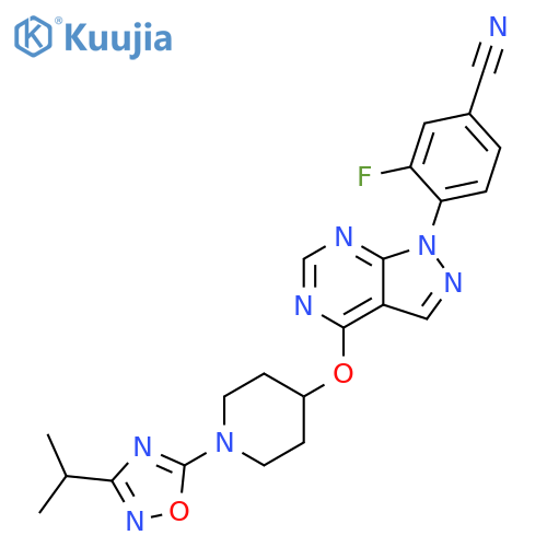 Benzonitrile, 3-fluoro-4-[4-[[1-[3-(1-methylethyl)-1,2,4-oxadiazol-5-yl]-4-piperidinyl]oxy]-1H-pyrazolo[3,4-d]pyrimidin-1-yl]- structure
